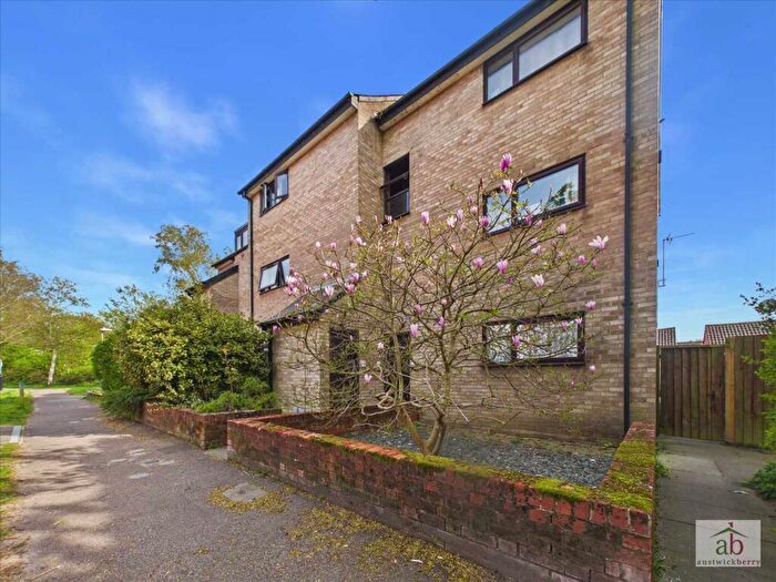1 Bedroom Apartment For Sale In Lark Rise, Martlesham Heath, IP5