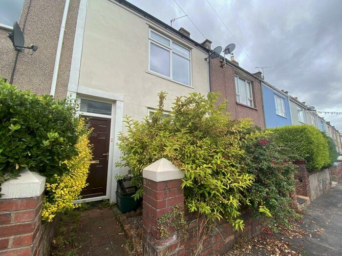 3 Bedroom House To Rent In Langton Park, Bedminster, BS3