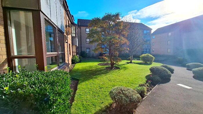 1 Bedroom Flat To Rent In Brook Street, Broughty Ferry, Dundee, DD5