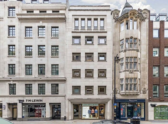 3 Bedroom Flat To Rent In Jermyn Street, St James's, SW1Y