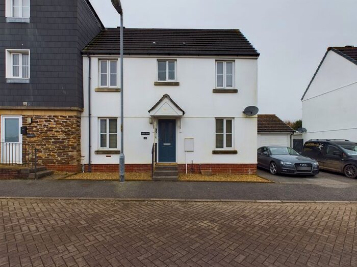 3 Bedroom Property To Rent In Poltair Meadow, Penryn, TR10