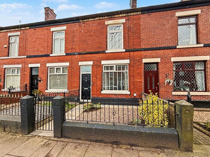 2 Bedroom Terraced House For Sale In Nipper Lane, Whitefield, M45