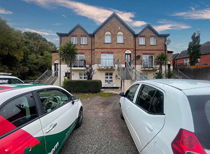 2 Bedroom Apartments For Sale In Larkspur Rise, Belfast, BT11