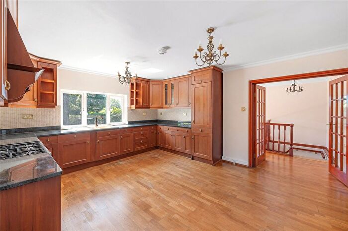 5 Bedroom Detached House To Rent In Ballard Close, Kingston Upon Thames, KT2