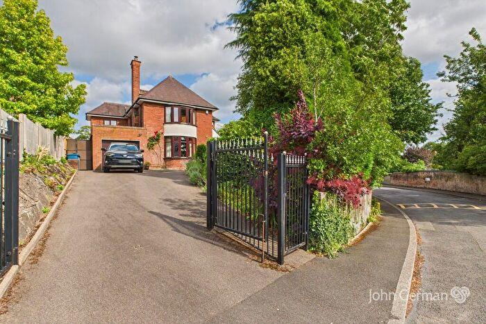 4 Bedroom Detached House For Sale In St. Johns Road, Rowley Park, Stafford, ST17
