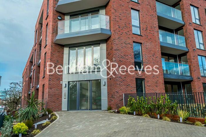 1 Bedroom Flat To Rent In Stewarts Road, London, SW8