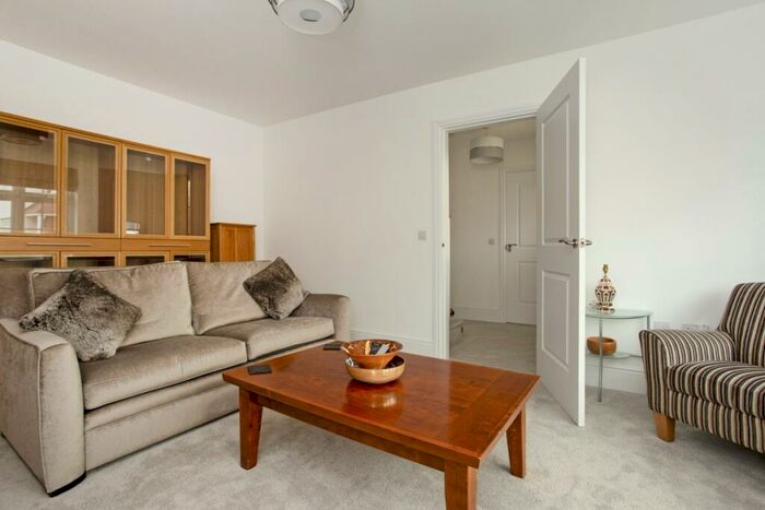 4 Bedroom Detached House To Rent In John Wothers Lane Great Oldbury, GL10