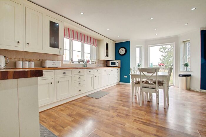 4 Bedroom Detached House For Sale In Ugg Mere Court Road, Ramsey Heights, PE26