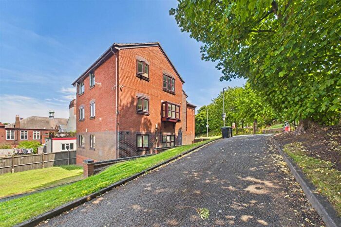 2 Bedroom Apartment For Sale In Bell Street, Brierley Hill, Brierley Hill, DY5