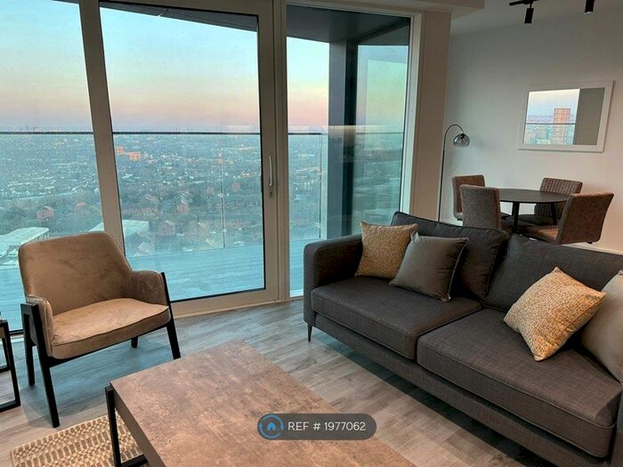 1 Bedroom Flat To Rent In One West Point, London, W3