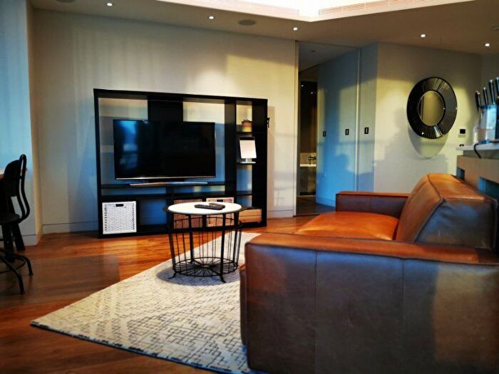 1 Bedroom Flat To Rent In Canaletto Tower, City Road, Islington, EC1V