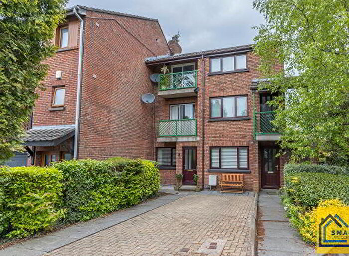 2 Bedroom Apartments For Sale In Upper Malone Close, Belfast, BT9
