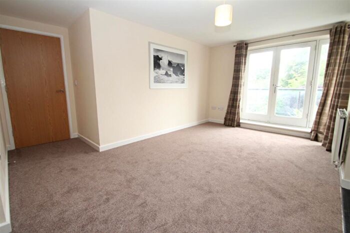 2 Bedroom Apartment To Rent In Bury Road, Hemel Hempstead, HP1