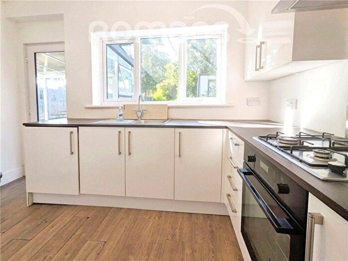 3 Bedroom Bungalow To Rent In St. Johns Road, Farnborough, GU14