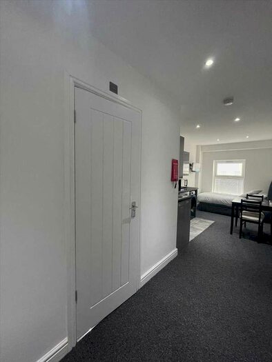 1 Bedroom Apartment To Rent In Lichfield Street, Walsall, WS1