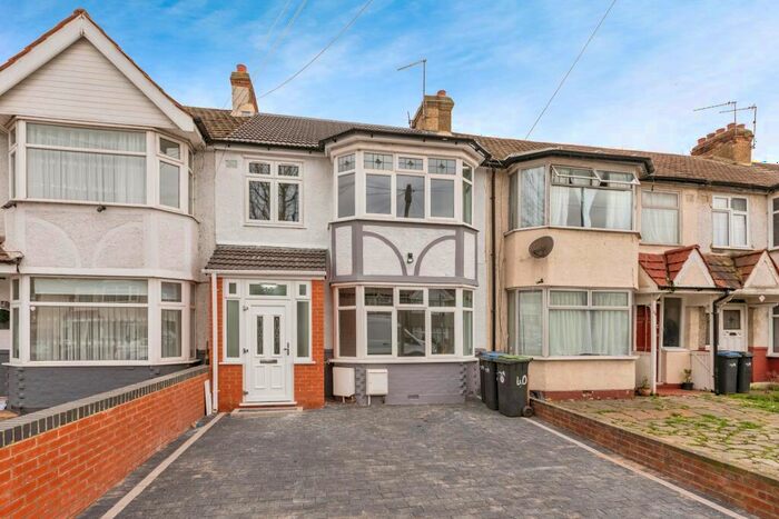 3 Bedroom Terraced House To Rent In Nightingale Road, Edmonton, London, N9