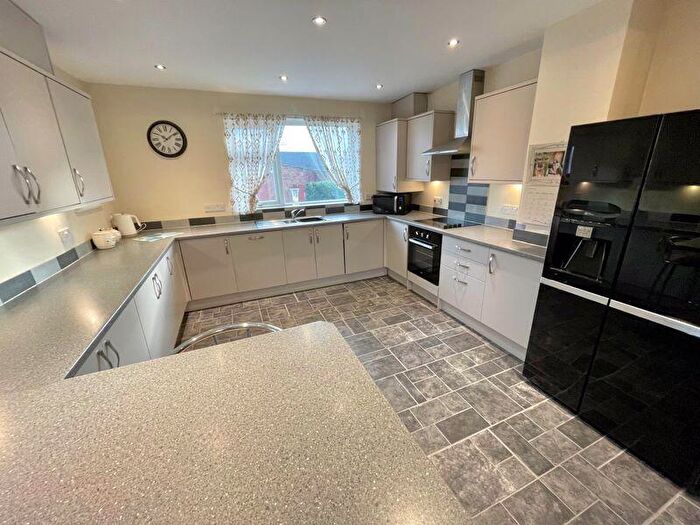 4 Bedroom Detached House For Sale In Main Road, Rhosrobin, LL11