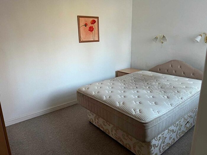 1 Bedroom Flat To Rent In Polygon, Eccles, M30