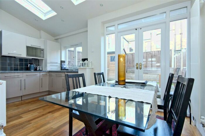 3 Bedroom Terraced House To Rent In Ridgdale Street, Bow, London, E3