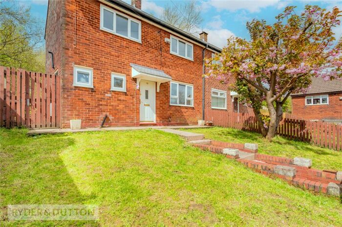 2 Bedroom Semi-Detached House For Sale In Torre Close, Middleton, Manchester, M24