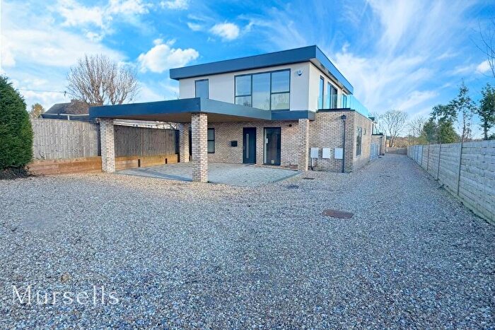4 Bedroom Detached House For Sale In Wareham Road, Lytchett Matravers, Poole, BH16