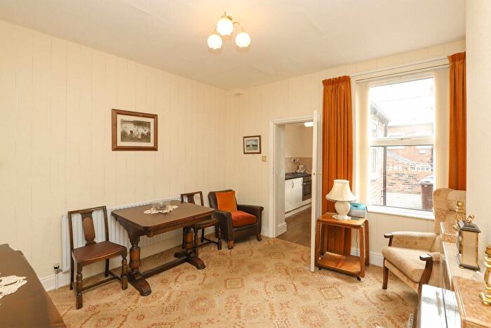 3 Bedroom Terraced House For Sale In South View Road, Sheffield, S7
