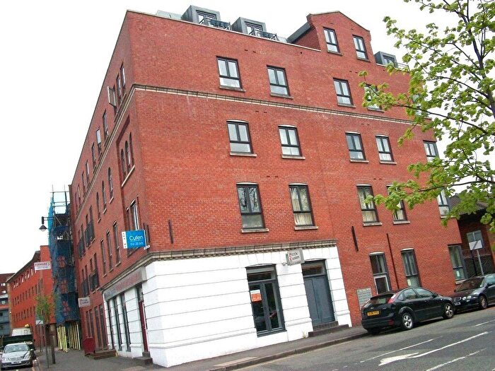 2 Bedroom Apartment To Rent In The Old Bank, Hulme, Manchester, M15