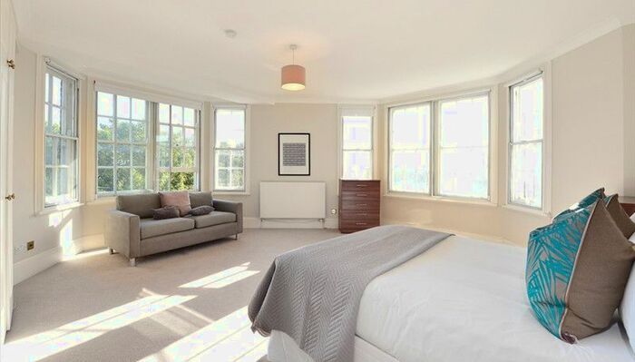 5 Bedroom Flat To Rent In Park Road, St Johns Wood, NW8