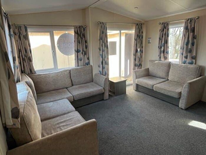 3 Bedroom Lodge For Sale In Sand Le Mere Holiday Park, HU12