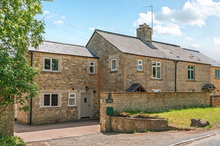 4 Bedroom Cottage For Sale In Oddington, Gloustershire, GL56