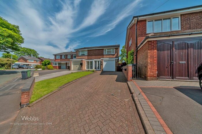 3 Bedroom Semi-Detached House To Rent In Stone Lea, Aldridge, Walsall, WS9