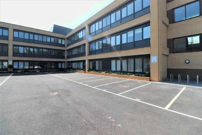 1 Bedroom Flat To Rent In Pinnacle House, Kings Langley, WD4