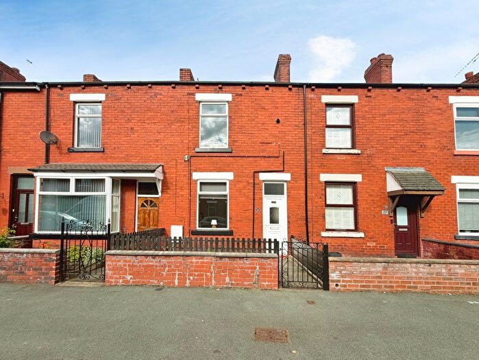 2 Bedroom Terraced House For Sale In Vine Street, Whelley, Wigan, WN1