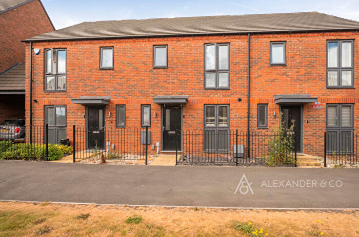 3 Bedroom Terraced House For Sale In Silver Birch Avenue, Houghton Regis, Dunstable, LU5