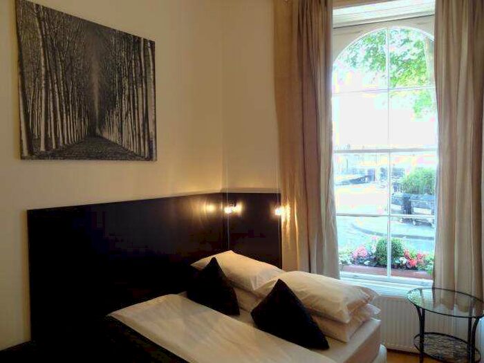 Flat To Rent In Cartwright Gardens, Bloomsbury, London WC1H