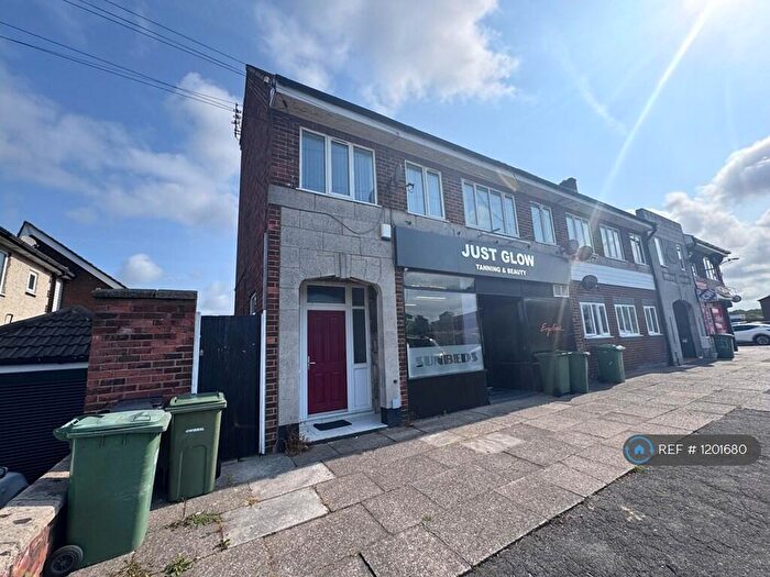 2 Bedroom Flat To Rent In Greasby, Wirral, CH49