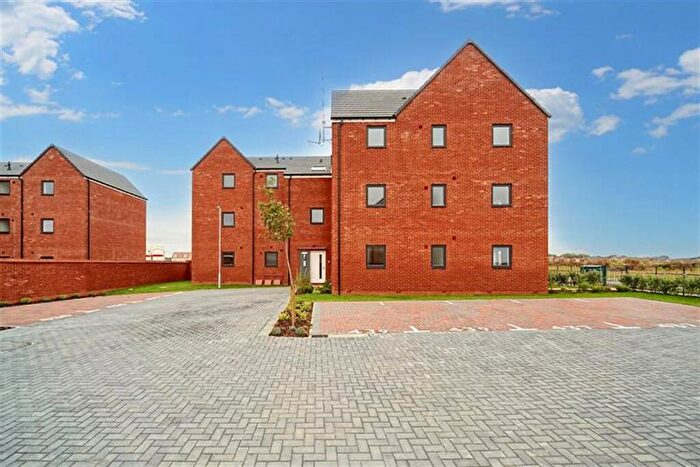 2 Bedroom Flat To Rent In Bedroom Property In Four Acre Drive, Houghton Conquest, MK45