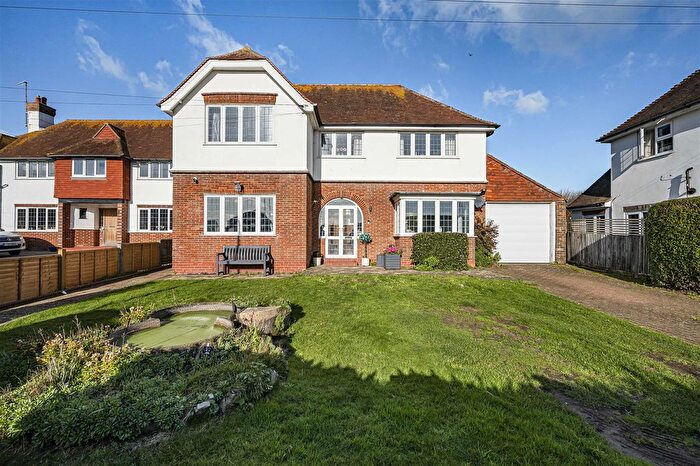 3 Bedroom Detached House For Sale In Bramber Road, Seaford, BN25