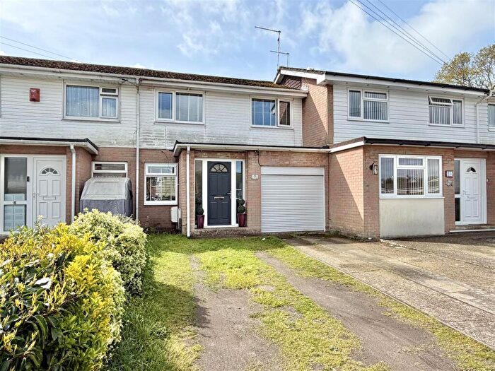 3 Bedroom Terraced House For Sale In Ballam Close, Upton, BH16