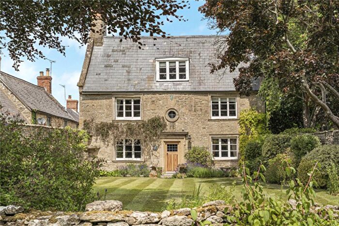 4 Bedroom Detached House For Sale In Wappenham Road, Helmdon, Brackley, Northamptonshire, NN13