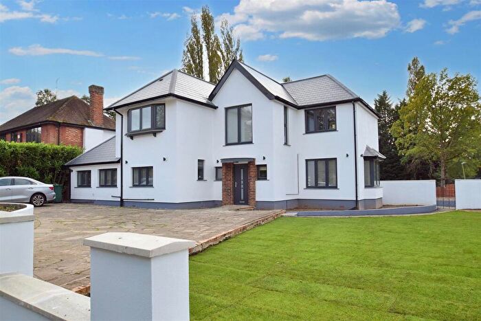 5 Bedroom Detached House To Rent In Bourne End Road, Northwood, HA6