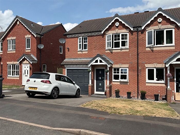 3 Bedroom Semi-Detached House For Sale In Oakridge Drive, Cheslyn Hay, Walsall, Staffordshire, WS6