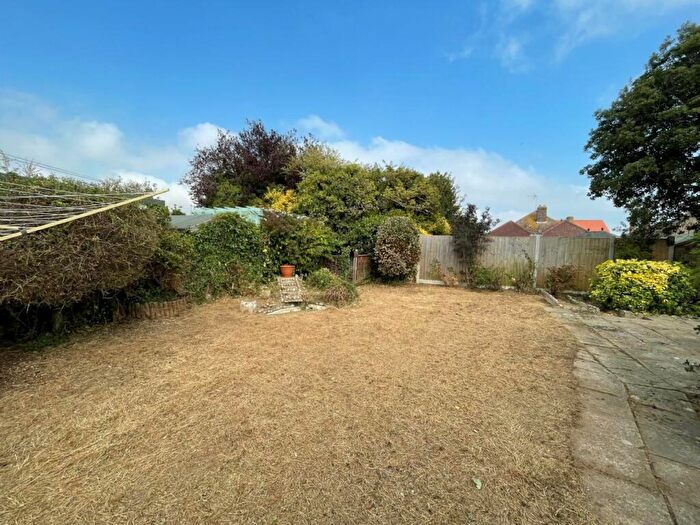 2 Bedroom Detached Bungalow For Sale In Sadlers Close, Kirby Cross, CO13