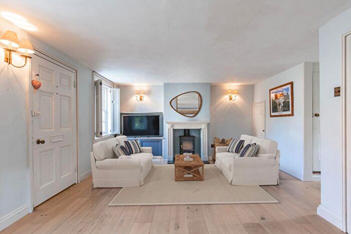 2 Bedroom Cottage For Sale In Thornham, PE36