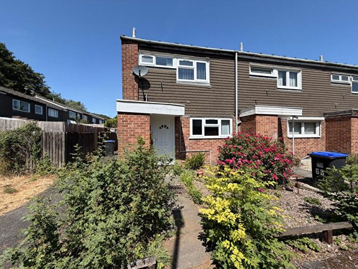 3 Bedroom End Of Terrace House For Sale In Tweed Close, Daventry, NN11