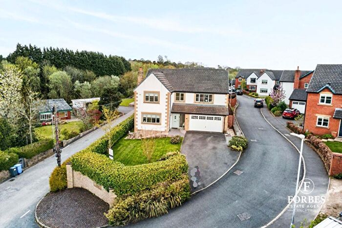 4 Bedroom Detached House For Sale In Hill Top View, Whittle-le-Woods, Nr Chorley, PR6