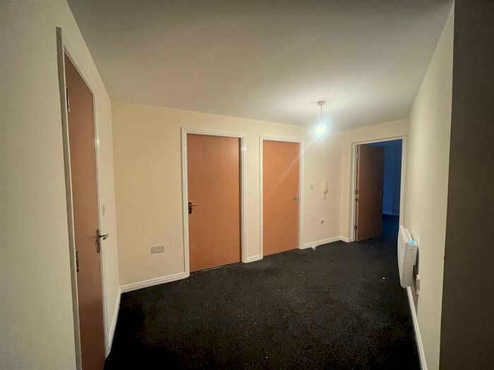 2 Bedroom Apartment For Sale In Southport Road, Lydiate, Liverpool, L31