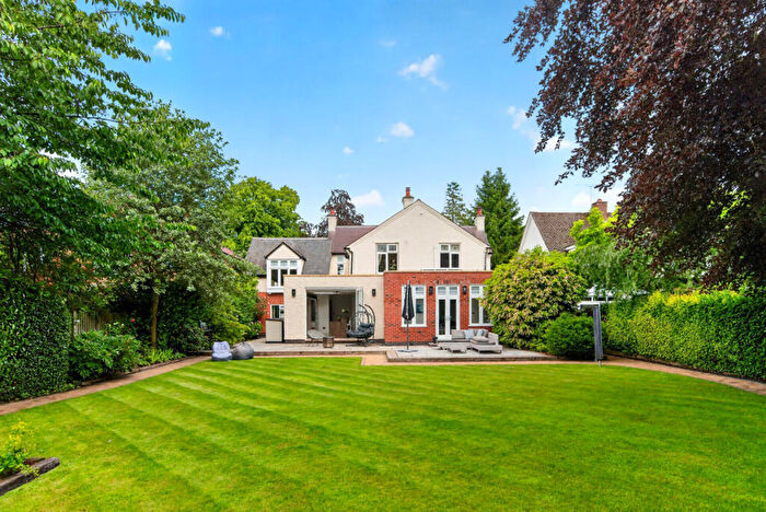 4 Bedroom Detached House For Sale In Hillmorton Road, Rugby, Warwickshire, CV22