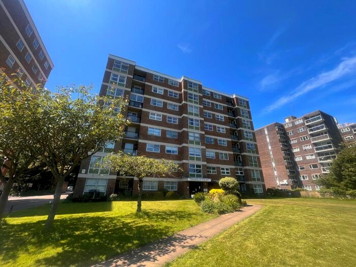 2 Bedroom Flat To Rent In London Road, Patcham, Brighton, BN1