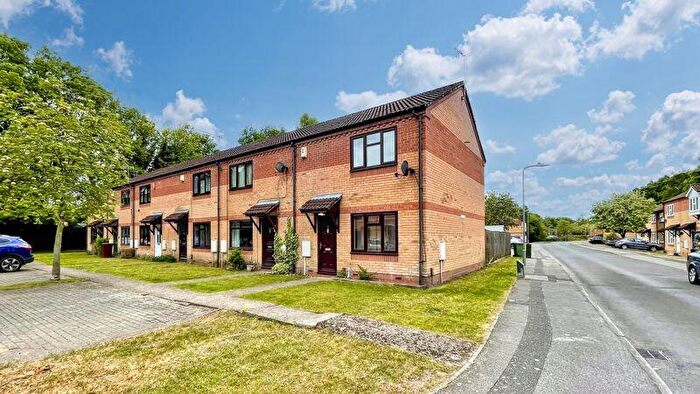 2 Bedroom End Of Terrace House For Sale In Romney Drive, Lincoln, LN6